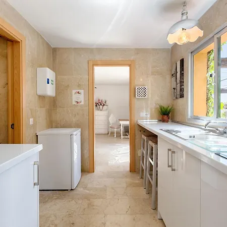 Hanami Cumbres Borrascosas אסטפונה